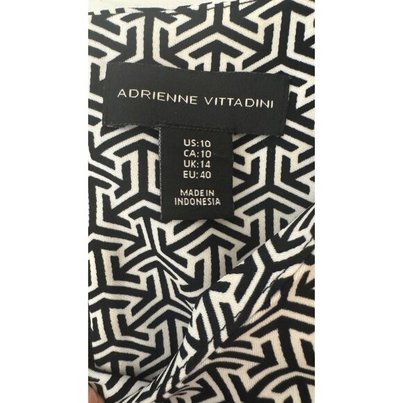 2/$30 Adrienne Vittadini Size 10 Black/White Geometric Sleeveless Sheath Dress - Picture 5 of 16